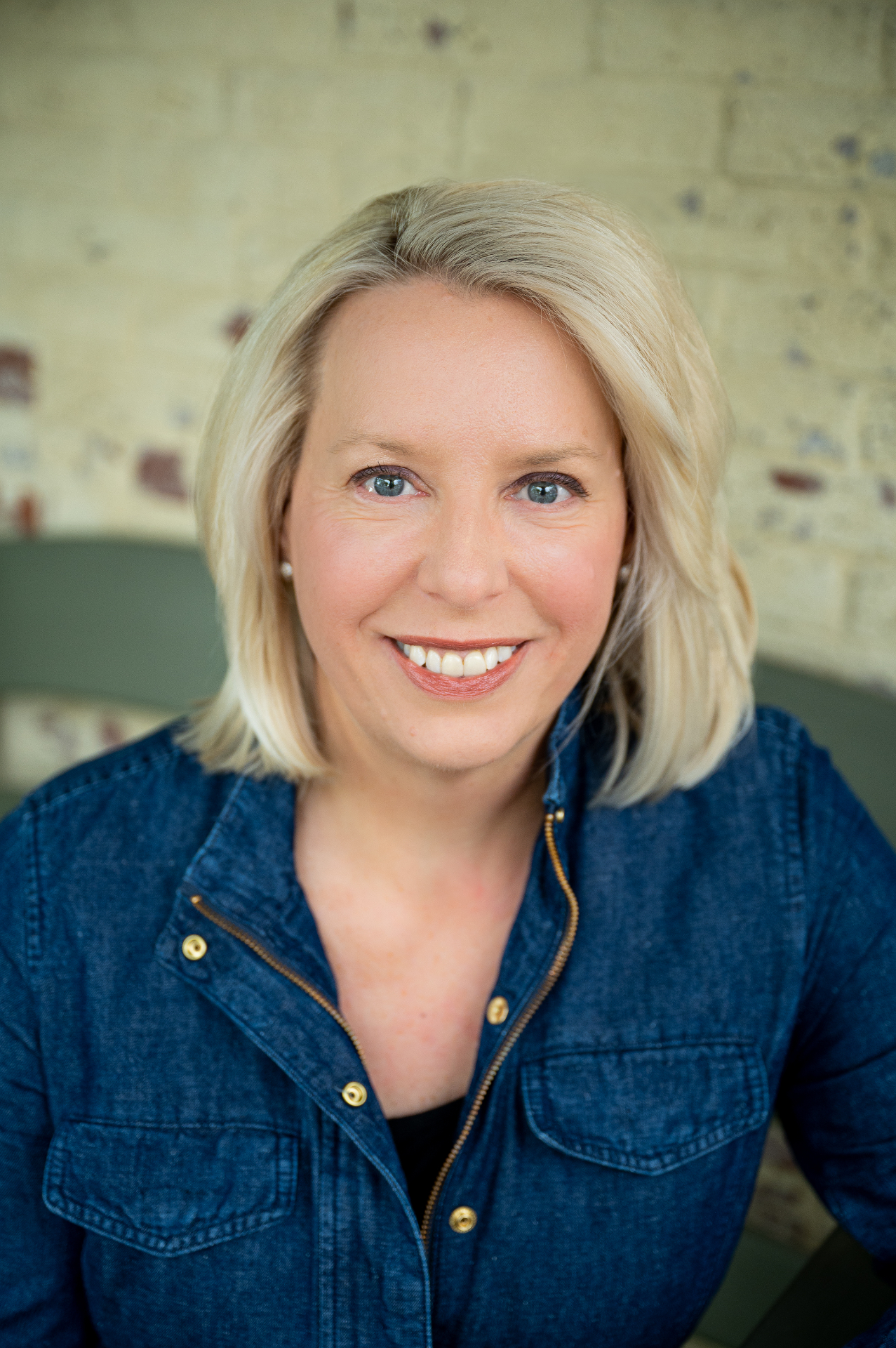 Veronica B. Chase, organizational effectiveness advisor, seated in an advisory setting.